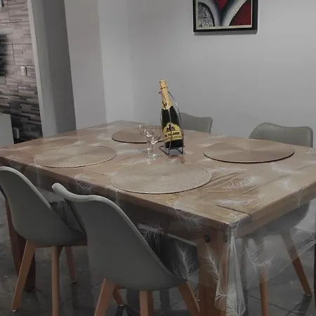 アパート Apartasol *